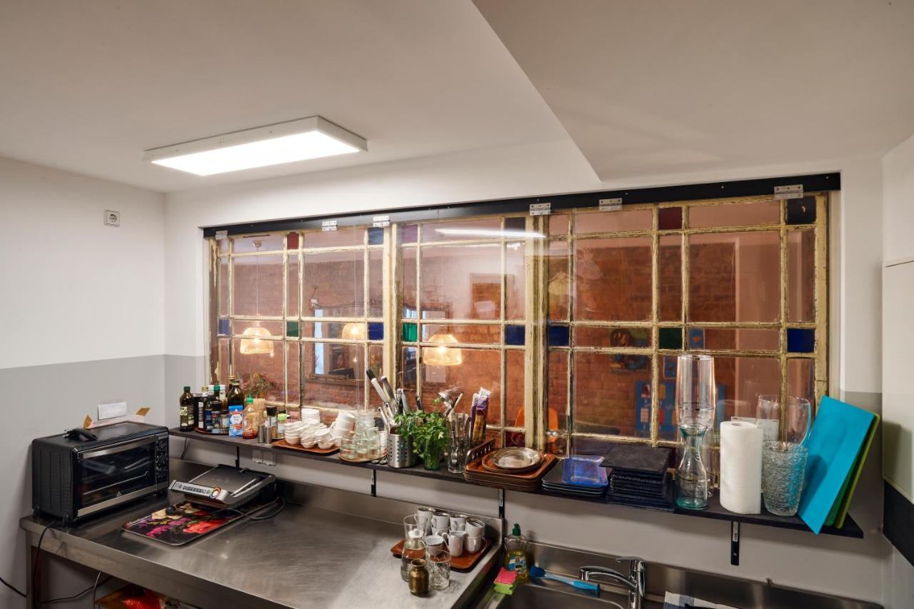 Beautiful And Cozy Remise For Up To 6 Guests Lägenhet Berlin Exteriör bild