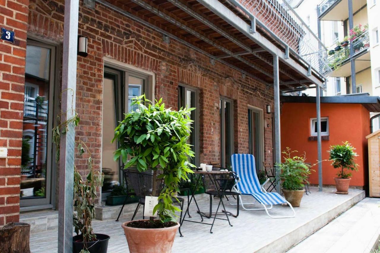 Beautiful And Cozy Remise For Up To 6 Guests Lägenhet Berlin Exteriör bild