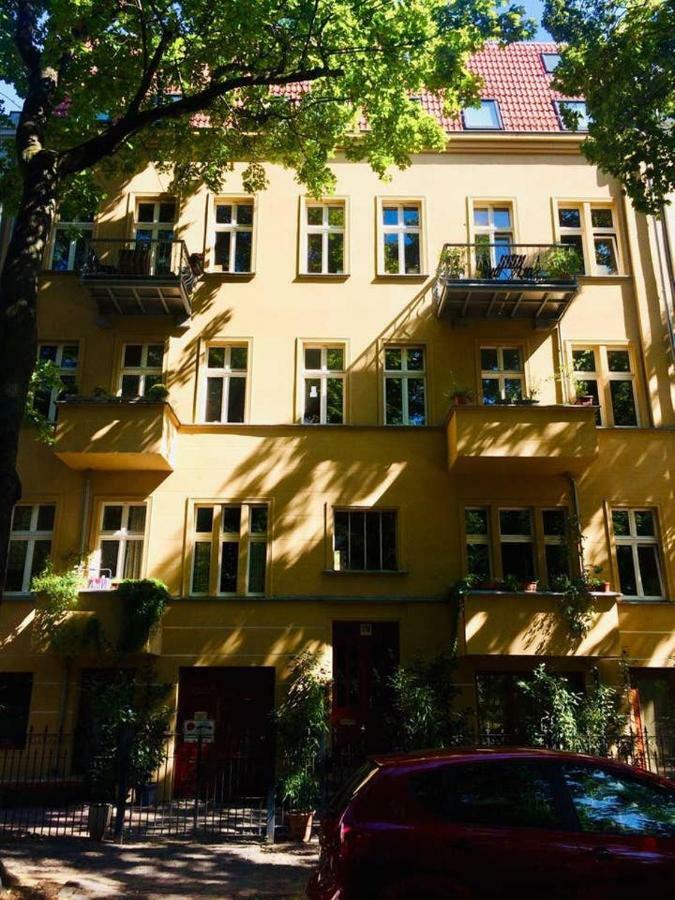 Beautiful And Cozy Remise For Up To 6 Guests Lägenhet Berlin Exteriör bild